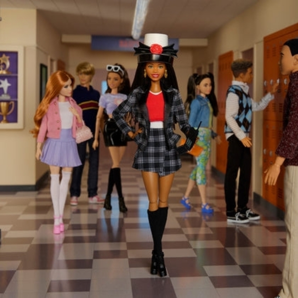 NRFB Clueless Dionne Barbie Doll Black Plaid NIB NWT - Picture 10 of 15